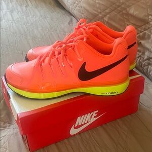 Nike Zoom Vapor 9.5